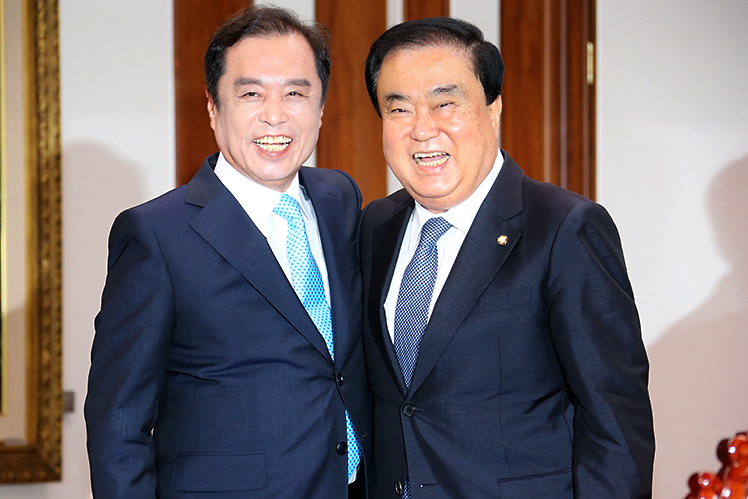 제목 노출 영역입니다 이미지