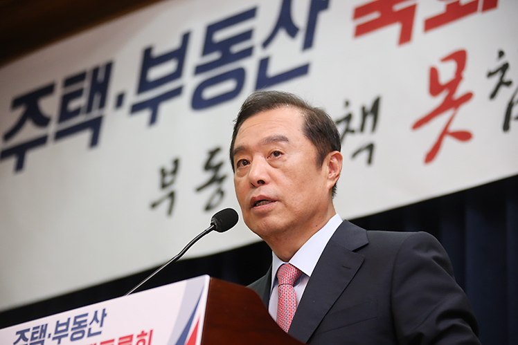 제목 노출 영역입니다 이미지