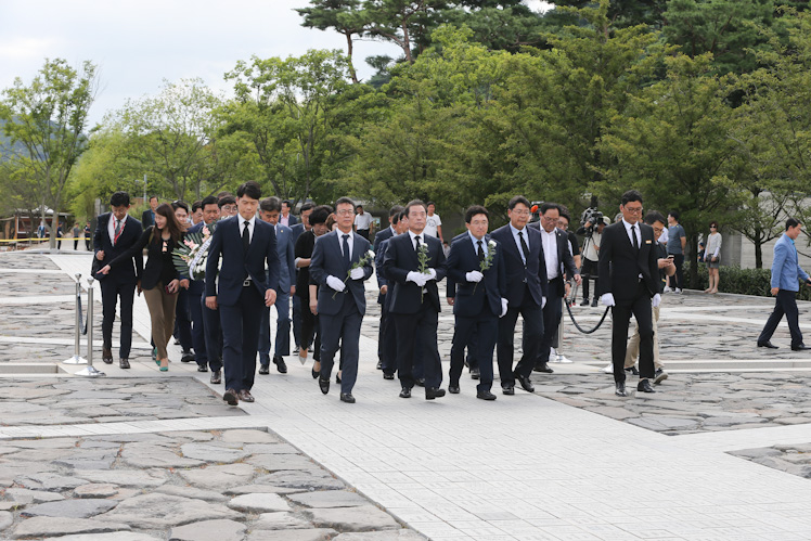 제목 노출 영역입니다 이미지