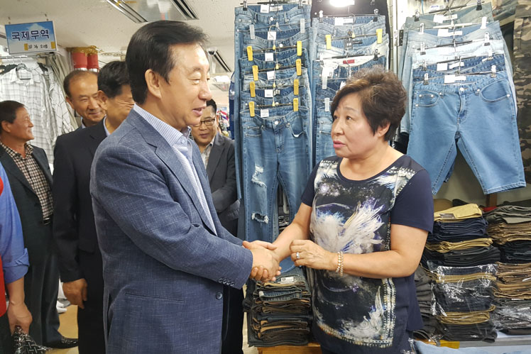 제목 노출 영역입니다 이미지