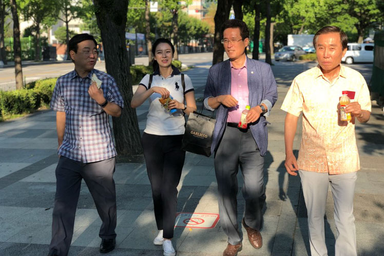 제목 노출 영역입니다 이미지