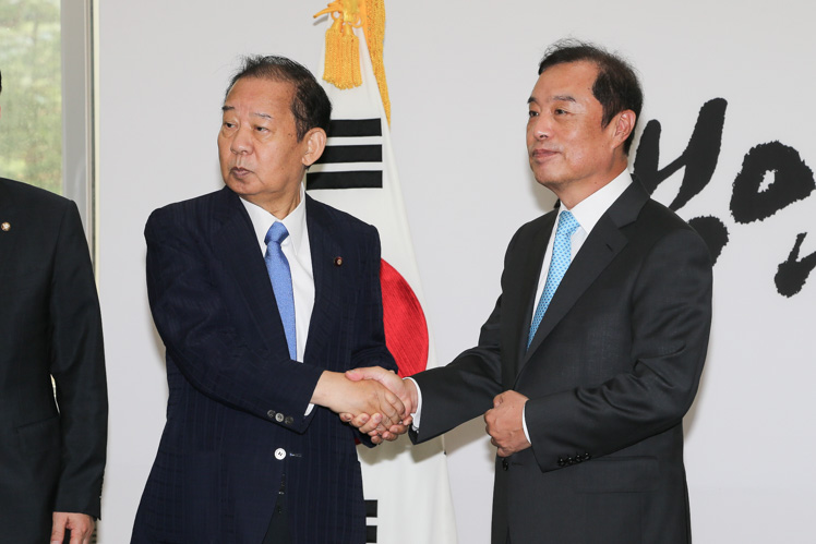 제목 노출 영역입니다 이미지