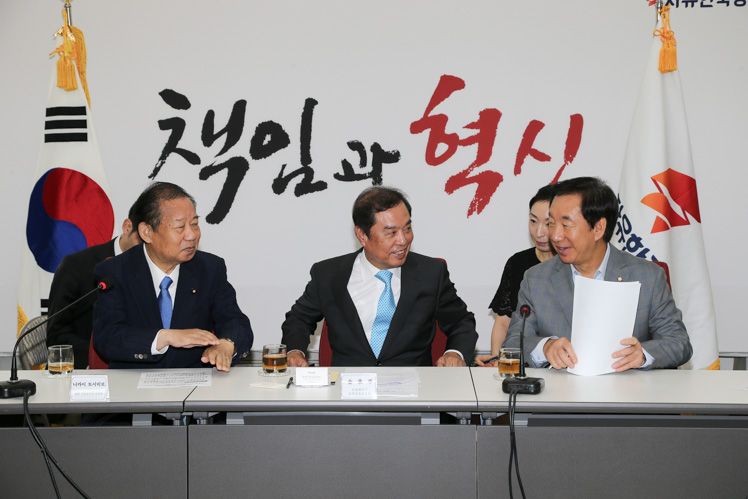 제목 노출 영역입니다 이미지