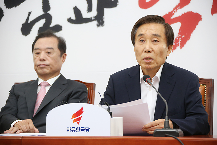 제목 노출 영역입니다 이미지