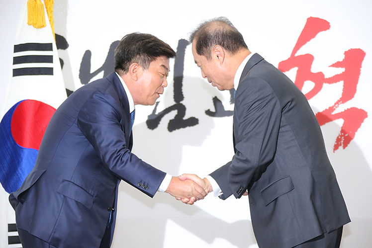 제목 노출 영역입니다 이미지
