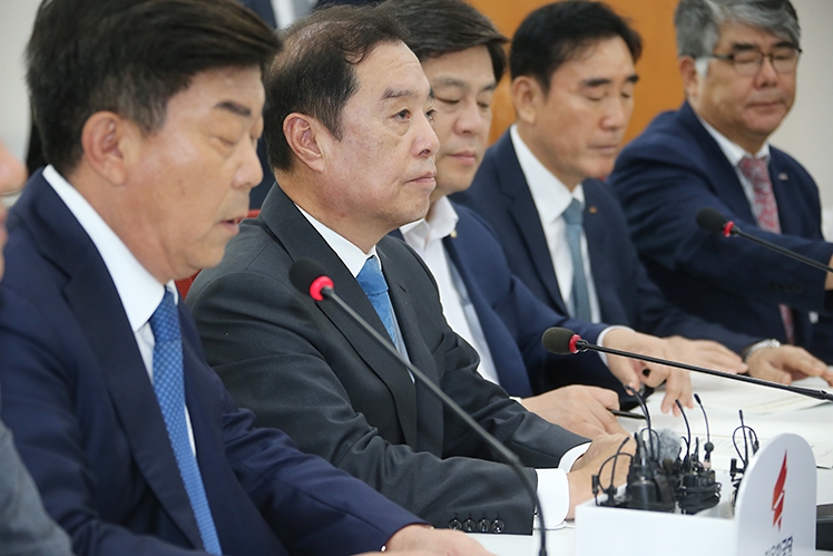 제목 노출 영역입니다 이미지