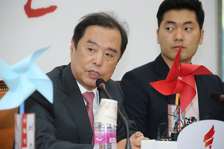 제목 노출 영역입니다 이미지