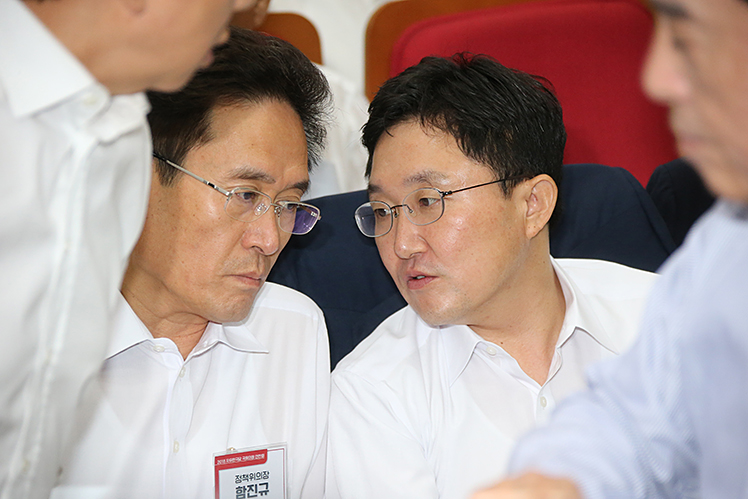 제목 노출 영역입니다 이미지
