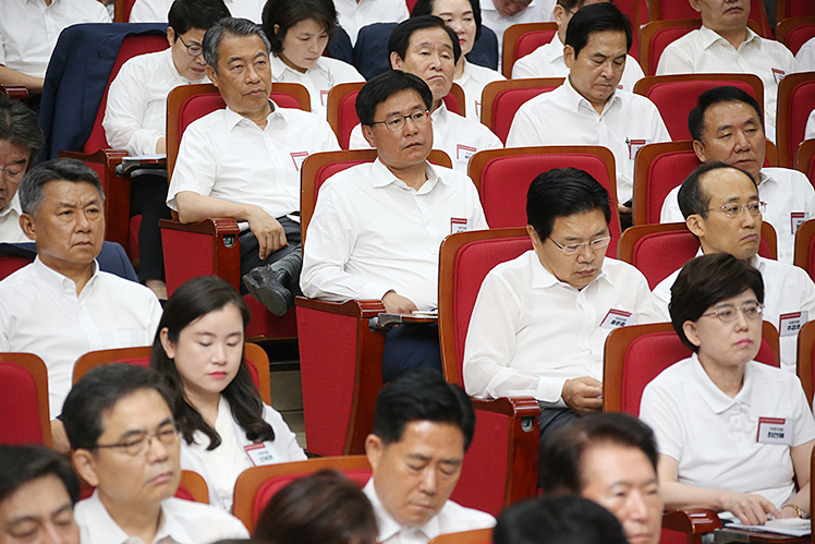제목 노출 영역입니다 이미지
