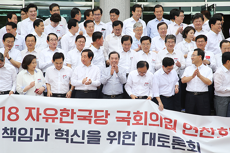 제목 노출 영역입니다 이미지