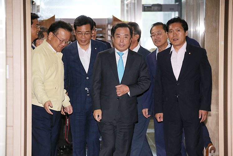 제목 노출 영역입니다 이미지