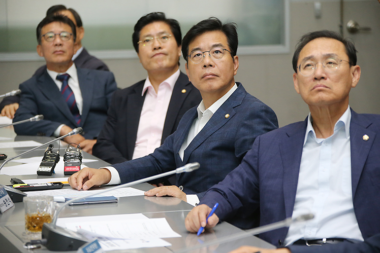 제목 노출 영역입니다 이미지
