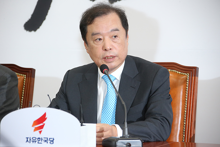 제목 노출 영역입니다 이미지