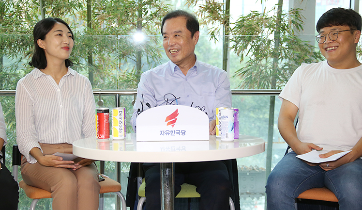 제목 노출 영역입니다 이미지