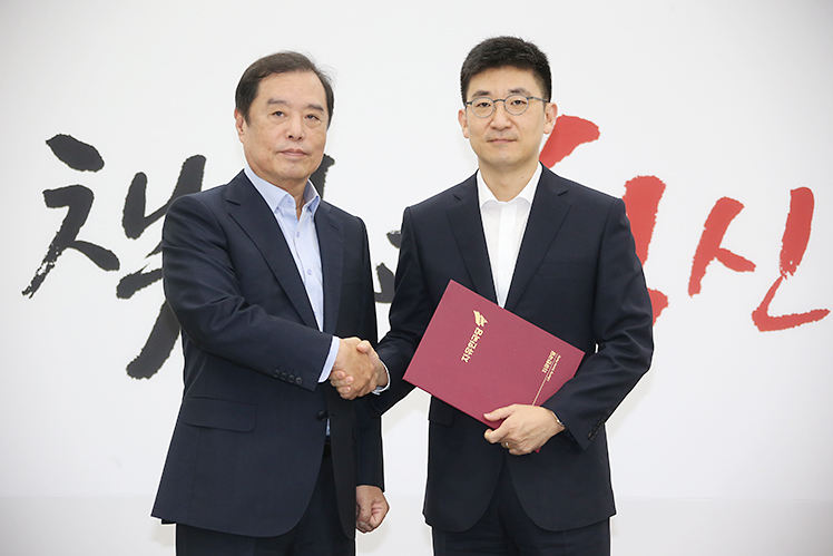 제목 노출 영역입니다 이미지