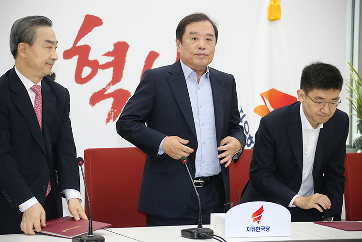 제목 노출 영역입니다 이미지