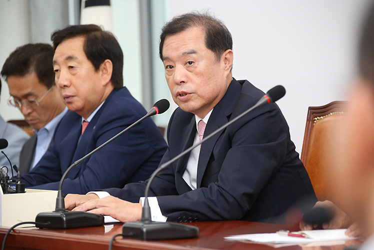 제목 노출 영역입니다 이미지