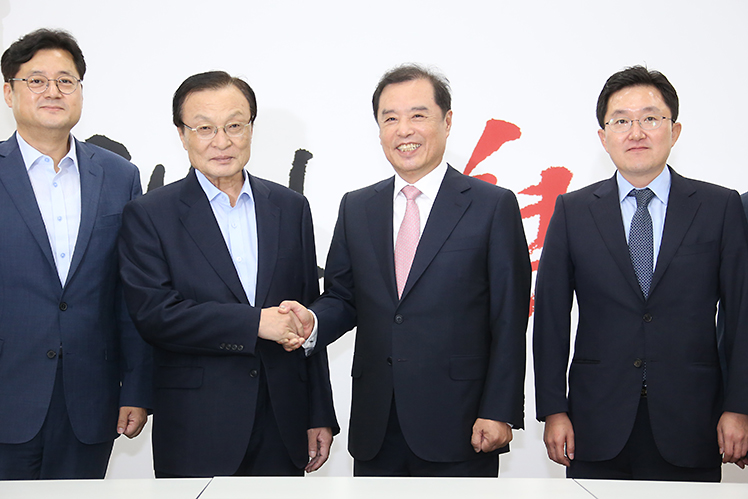 제목 노출 영역입니다 이미지