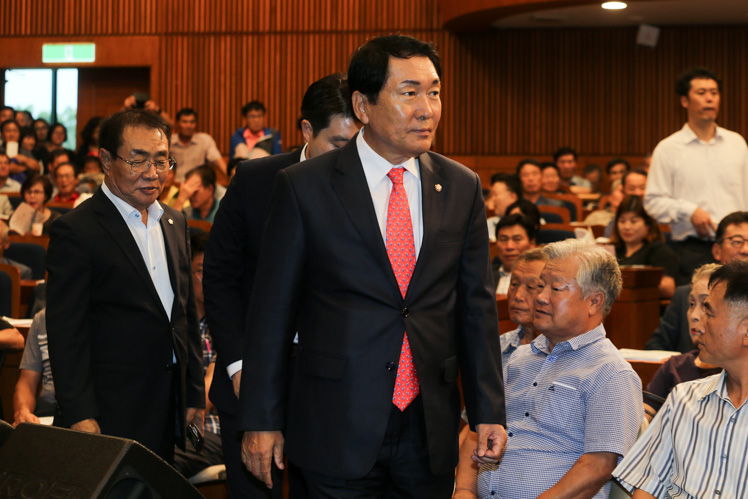 제목 노출 영역입니다 이미지