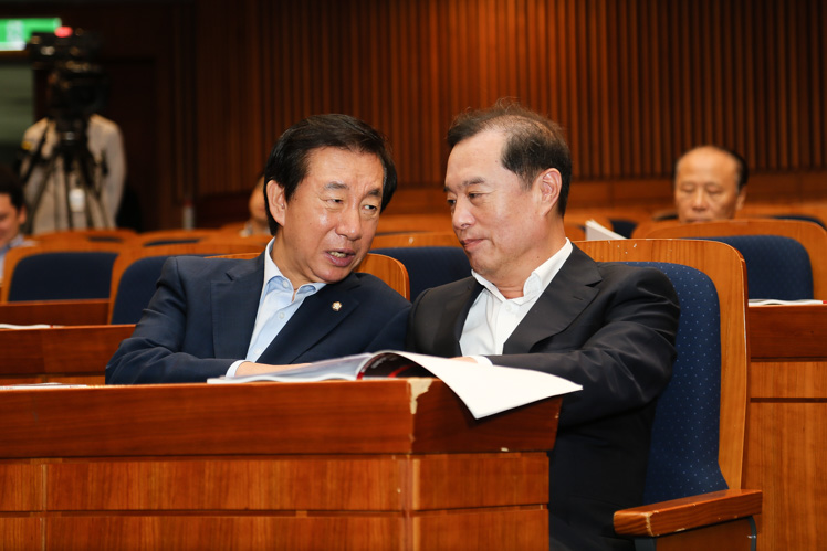 제목 노출 영역입니다 이미지