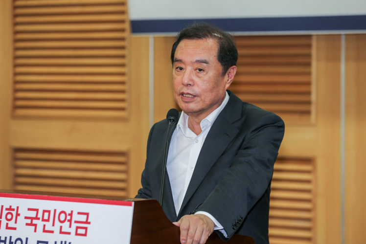 제목 노출 영역입니다 이미지