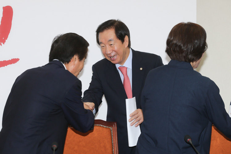 제목 노출 영역입니다 이미지