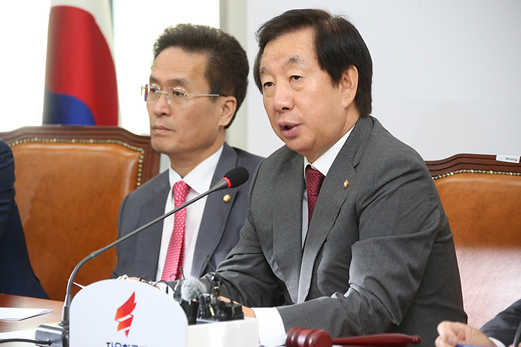 제목 노출 영역입니다 이미지