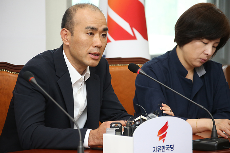 제목 노출 영역입니다 이미지