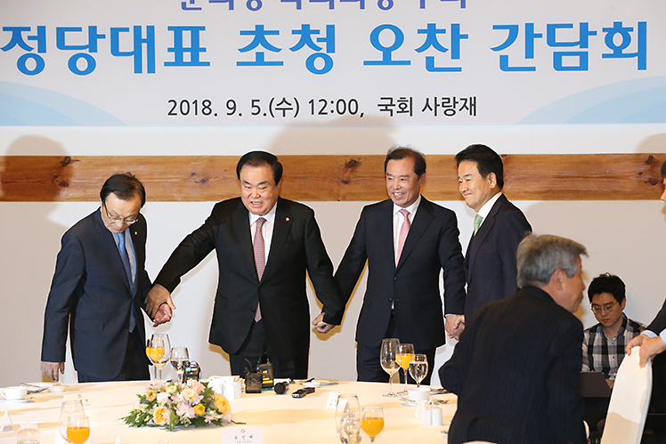 제목 노출 영역입니다 이미지