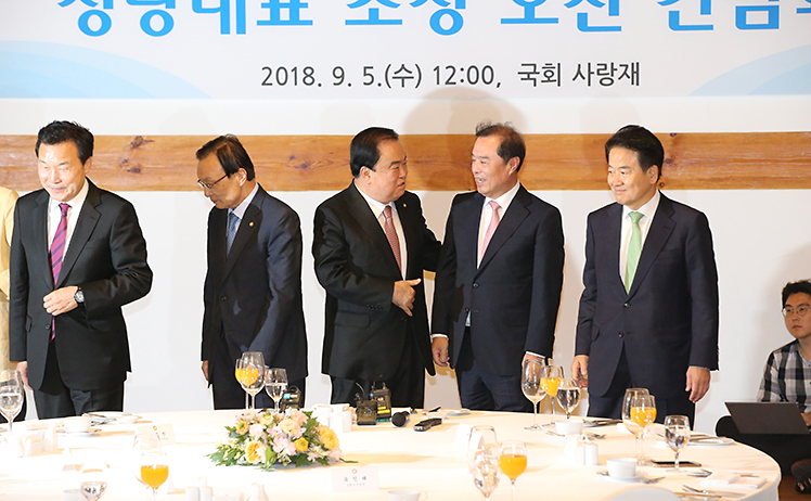 제목 노출 영역입니다 이미지