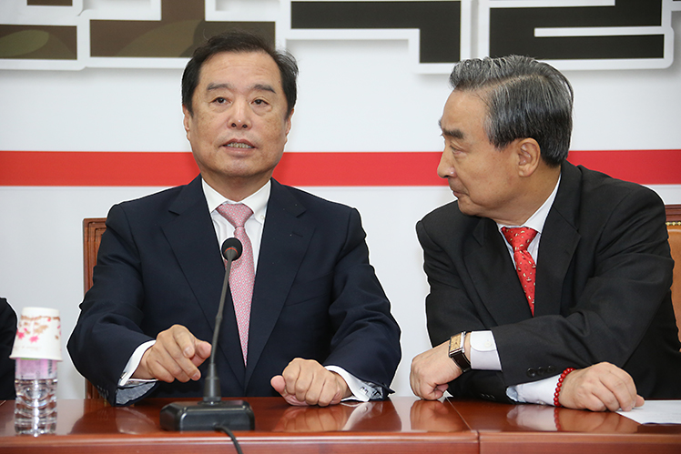 제목 노출 영역입니다 이미지