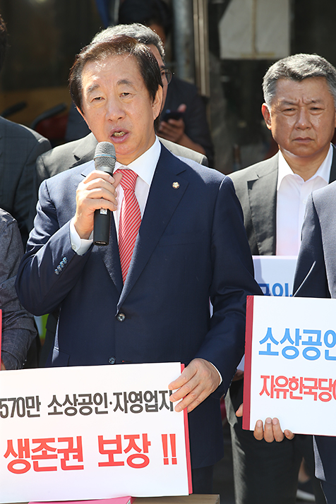 제목 노출 영역입니다 이미지