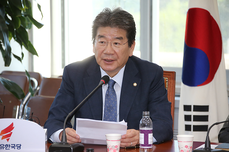 제목 노출 영역입니다 이미지