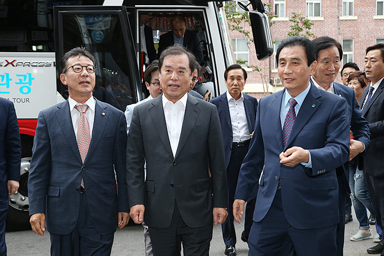 제목 노출 영역입니다 이미지