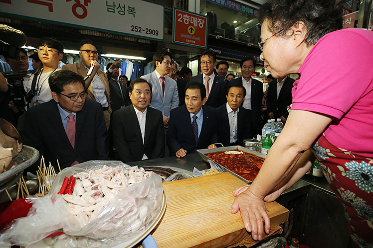 제목 노출 영역입니다 이미지