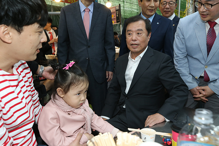 제목 노출 영역입니다 이미지