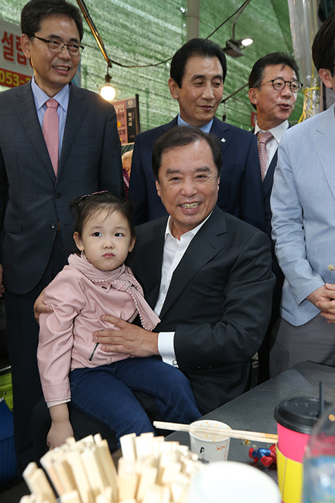 제목 노출 영역입니다 이미지