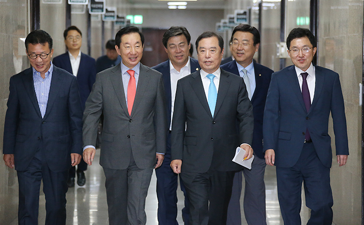제목 노출 영역입니다 이미지