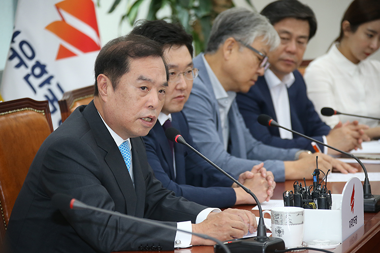 제목 노출 영역입니다 이미지