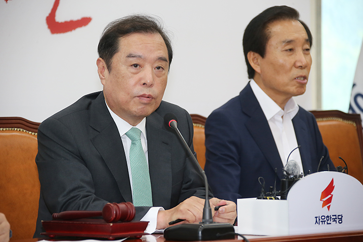 제목 노출 영역입니다 이미지