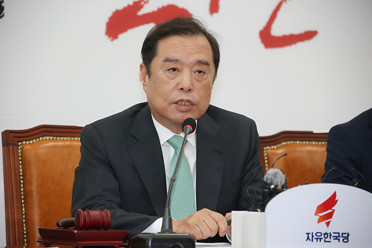 제목 노출 영역입니다 이미지
