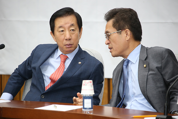 제목 노출 영역입니다 이미지