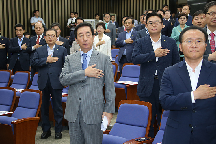 제목 노출 영역입니다 이미지