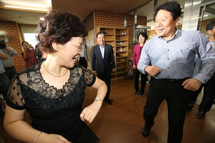 제목 노출 영역입니다 이미지