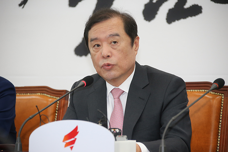 제목 노출 영역입니다 이미지