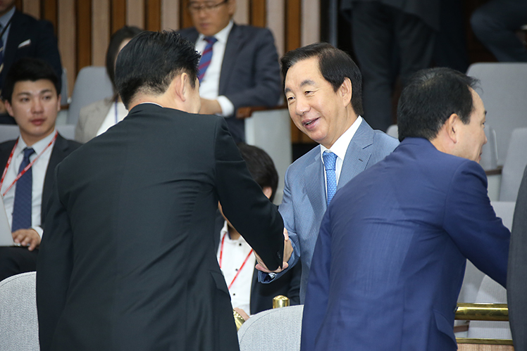 제목 노출 영역입니다 이미지