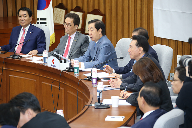 제목 노출 영역입니다 이미지