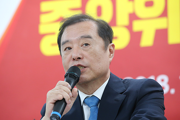 제목 노출 영역입니다 이미지