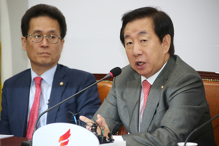 제목 노출 영역입니다 이미지
