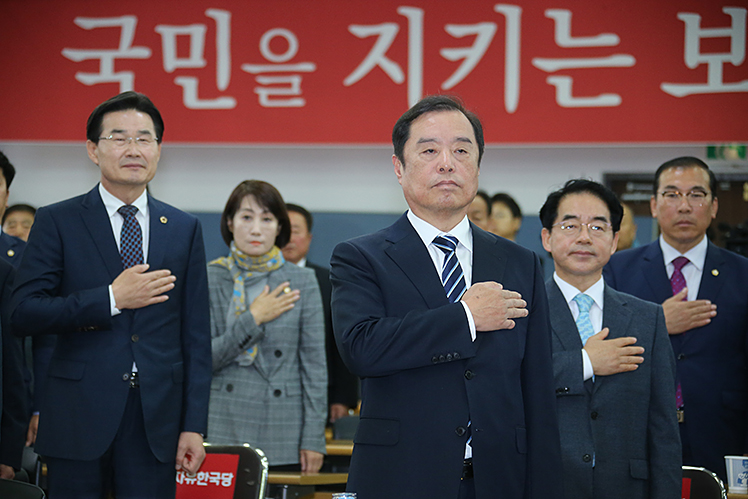 제목 노출 영역입니다 이미지